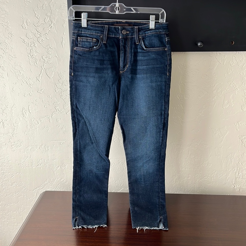 NWT Joe's Crop Flawless Dark Denim Frayed Hem Jean Sz 27